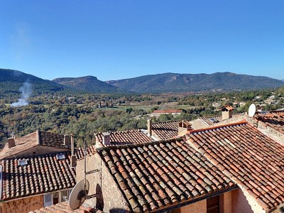 MAISON A VENDRE - BAGNOLS EN FORET - 93 m2 - 288000€