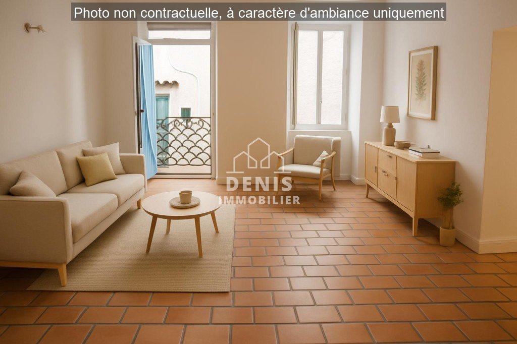 Appartement dans maison de village 2/3 pices A VENDRE - TOURRETTES - 74 m2 - 169500€